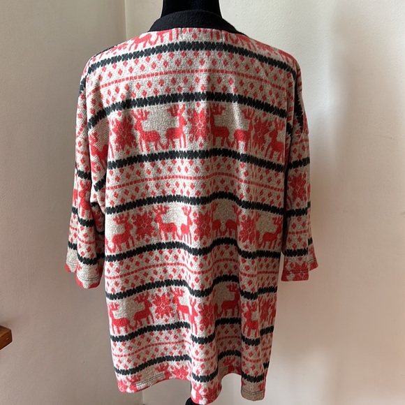 Reindeer Print Sweater - Picture 5 of 6